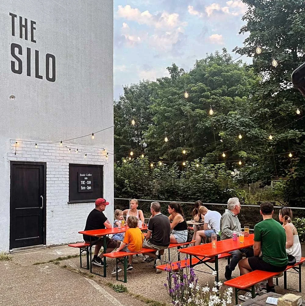 silo-bar-outisde